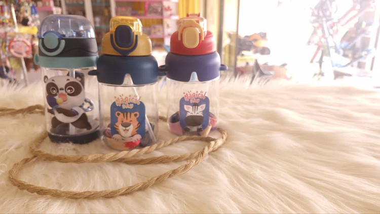 Panda thermos under silicone