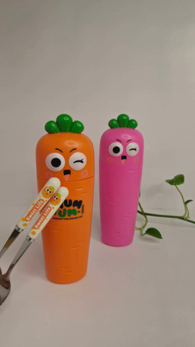 Fancy carrot spoon and fork main